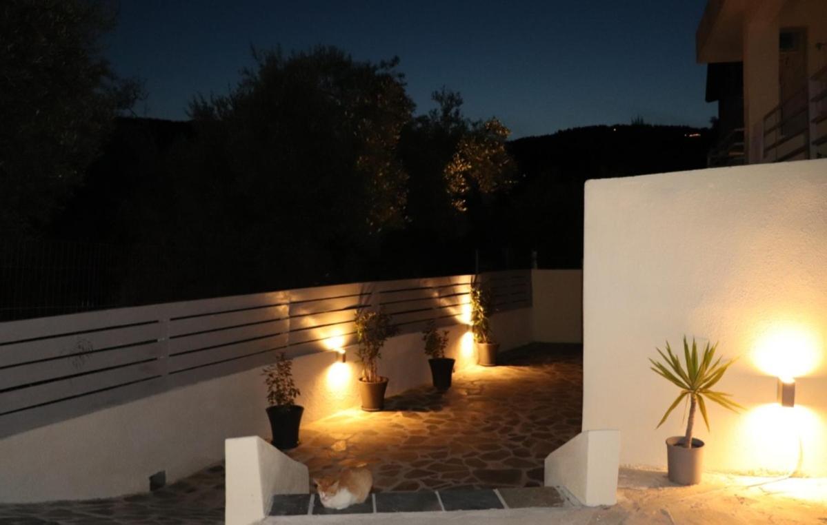 Fiosal Apartments 1 Skiathos Town Exterior photo